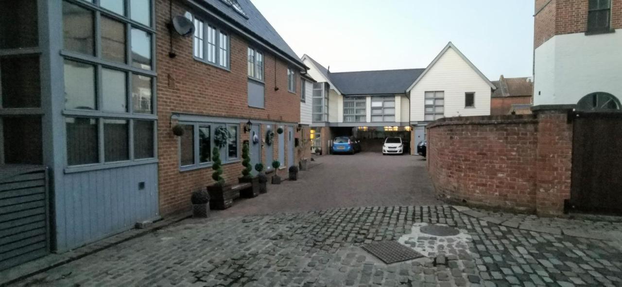 Modern City Centre House With Free Parking Canterbury Esterno foto