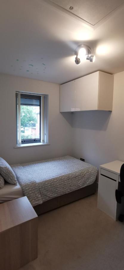 Modern City Centre House With Free Parking Canterbury Esterno foto
